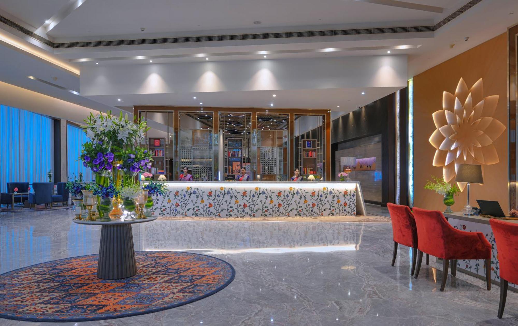 Taj Hotel & Convention Centre, Agra Агра Екстер'єр фото The lobby of the hotel